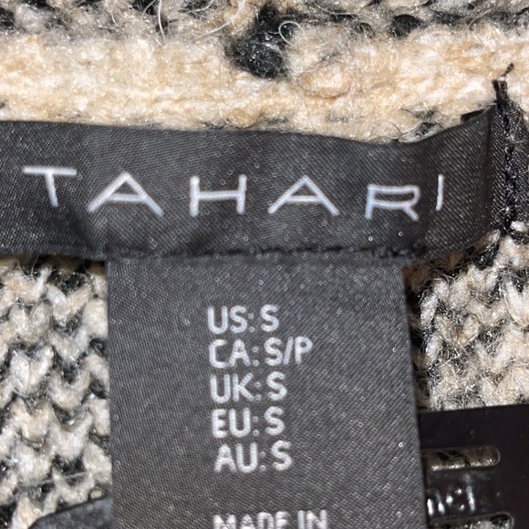 Tahari Soft Cozy Aztec South West Open Front Cardigan Sweater - Picture 15 of 16